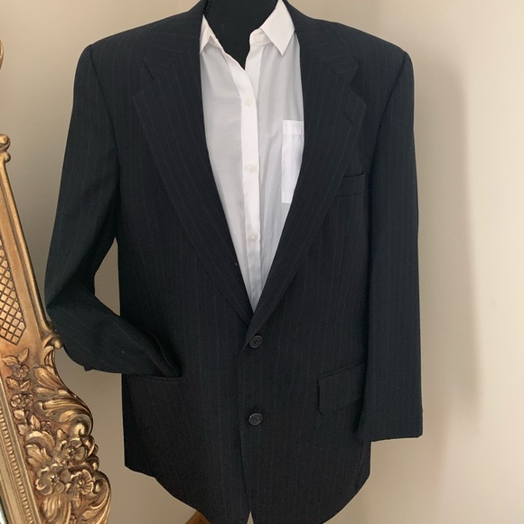 Stunning Men’s Burberry Suit Set - Picture 1 of 5